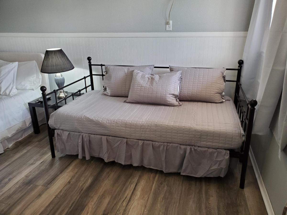 Celadon Lodge Рейдиъм Хот Спрингс Екстериор снимка